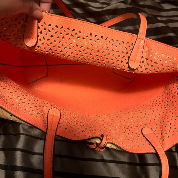 Restricted heels with matching totes with organizer - Picture 5 of 8